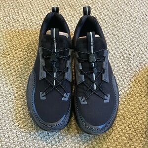 On men’s cloud away sz 11.5 NWOT